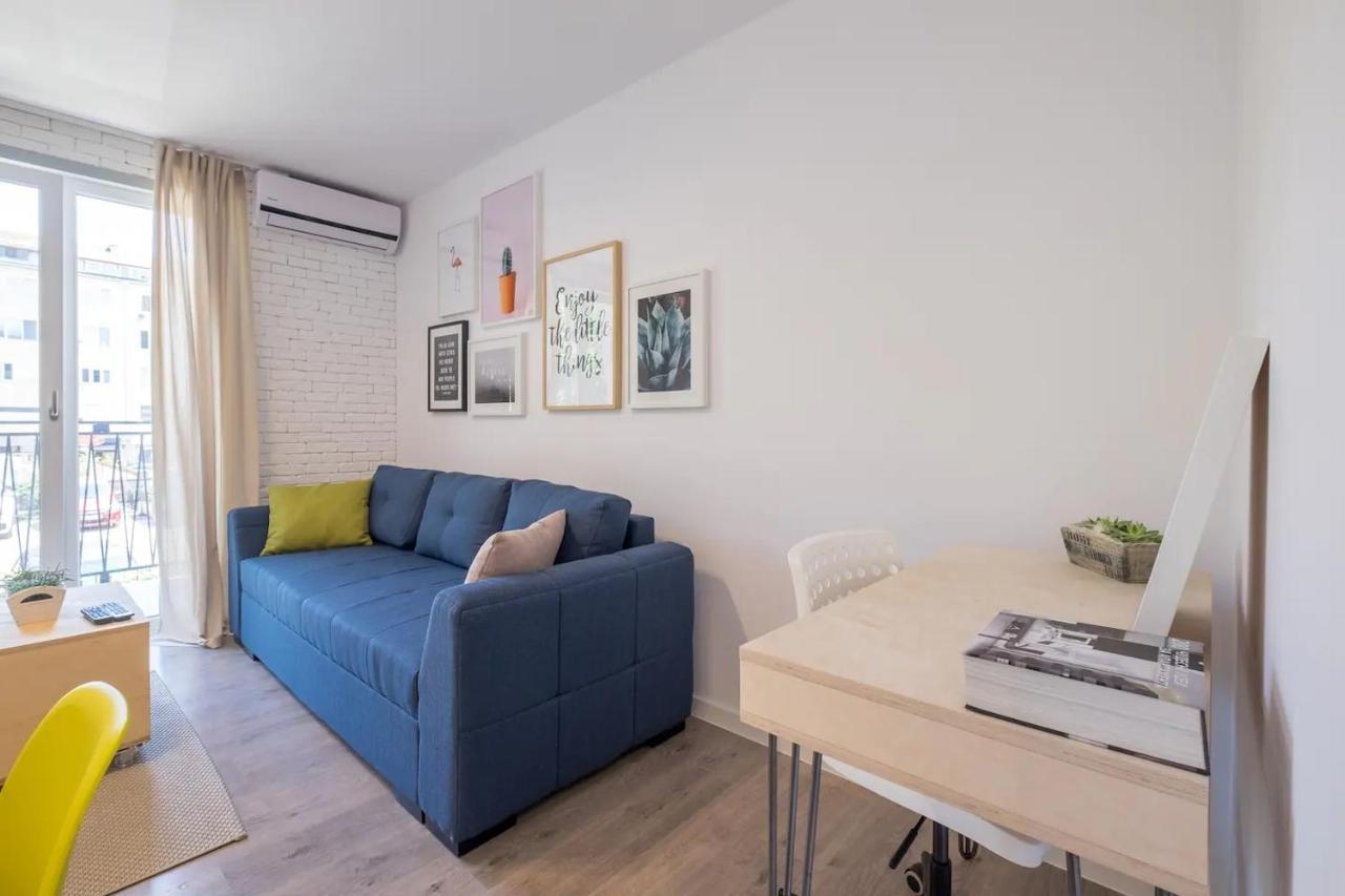 Quiet & Airy Modern Apt. Top Centre Free Parking Sofia Buitenkant foto