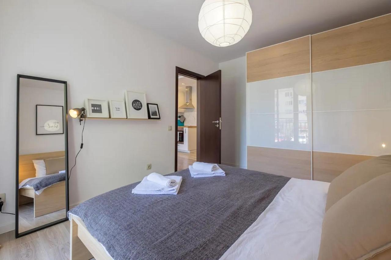 Quiet & Airy Modern Apt. Top Centre Free Parking Sofia Buitenkant foto